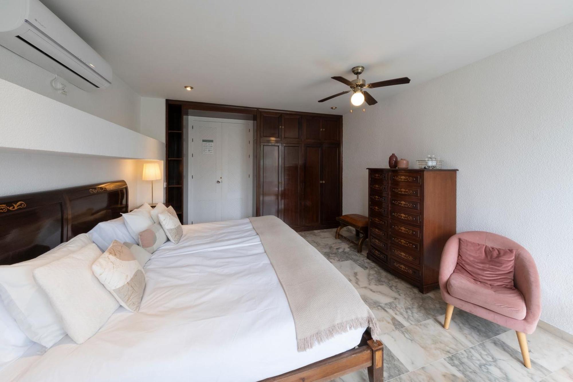 Hotel B&B Casa Arena Sevilla 托马雷斯 外观 照片